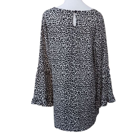 NEW JESSICA LONDON Blouse Tunic Top 18W Bell Sleeves Flowy Boho Animal Print‎ - Picture 3 of 11